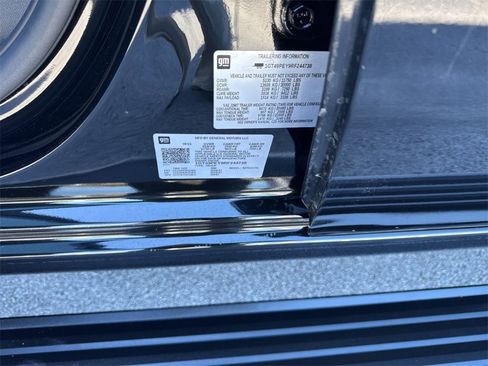 Used 2024 GMC Sierra 2500 AT4 w/ AT4 Premium Plus Package image 46