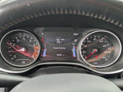 Used 2018 Jeep Compass Latitude w/ Popular Equipment Group AWD/4WD image 9