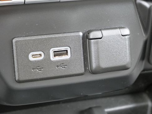 Used 2021 GMC Sierra 1500 SLT w/ SLT Premium Plus Package image 27