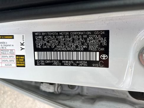 Used 2024 Toyota Prius LE image 21