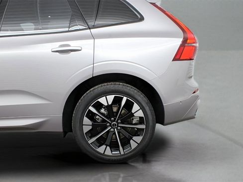 New 2026 Volvo XC60 B5 Plus w/ Protection Package Premier image 33
