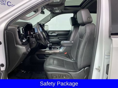 Certified 2022 Chevrolet Silverado 1500 LTZ w/ LTZ Convenience Package II AWD/4WD image 12