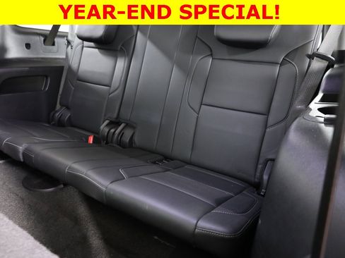 Used 2018 Chevrolet Suburban LT image 39
