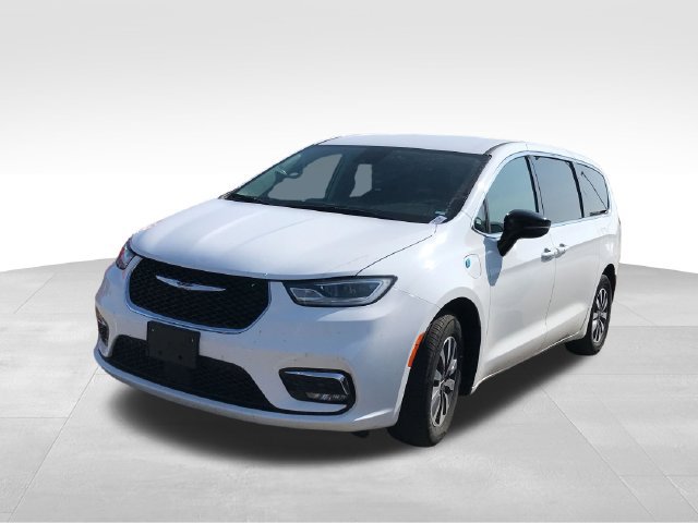 Used 2024 Chrysler Pacifica Limited FWD image 27