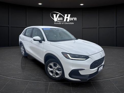 Used 2025 Honda HR-V LX image 32