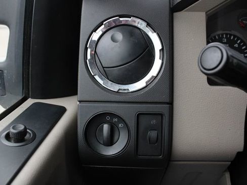 Used 2008 Ford F250 XL image 6