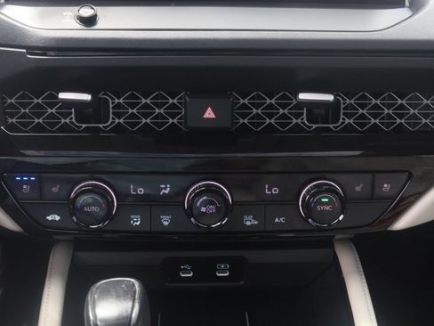 Used 2023 Honda Accord Touring image 5