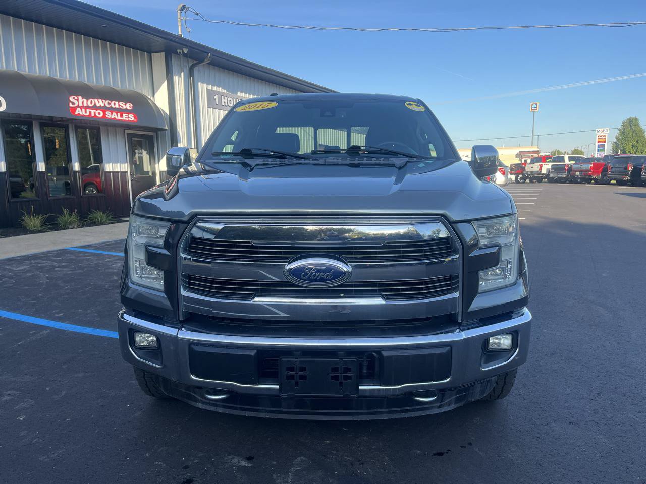 Used 2015 Ford F150 Lariat w/ Equipment Group 502A Luxury AWD/4WD image 2