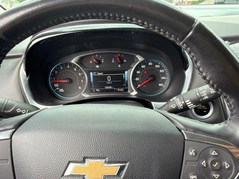 Used 2019 Chevrolet Traverse LT w/ LT Premium Package AWD/4WD image 49