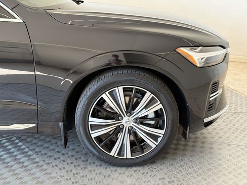 Used 2022 Volvo XC60 T8 Inscription AWD/4WD image 13