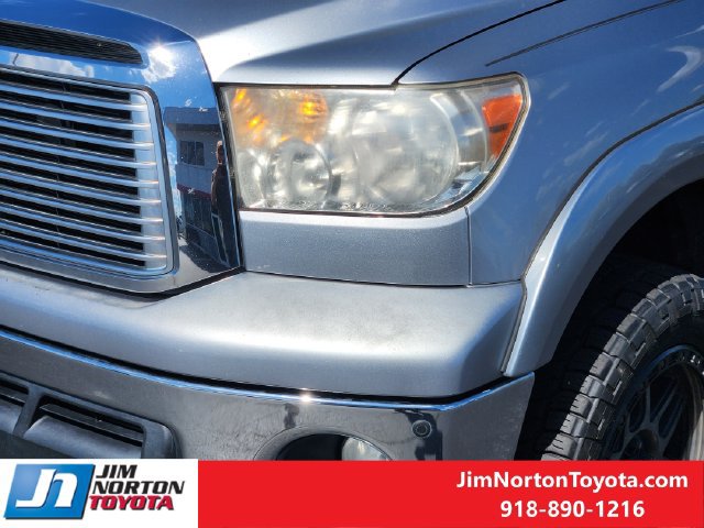 Used 2011 Toyota Tundra Limited w/ Platinum Pkg AWD/4WD image 11