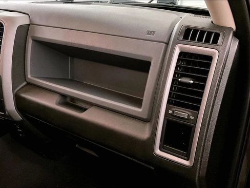 Used 2019 RAM 1500 Express w/ Express Value Package image 15