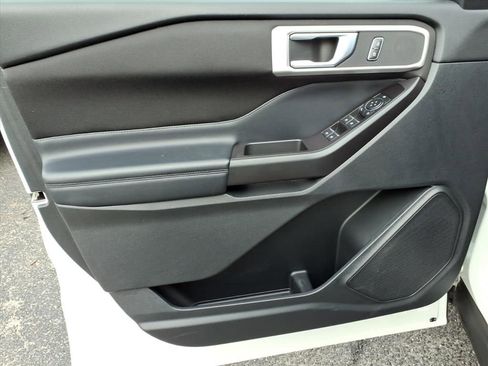 Certified 2020 Ford Explorer XLT image 16