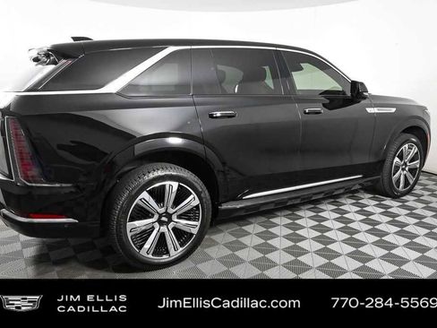 New 2025 Cadillac Escalade IQ Luxury 2 AWD/4WD image 30