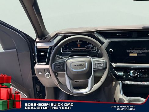 New 2025 GMC Sierra 2500 Denali w/ Denali Reserve Package image 13