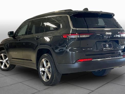 Used 2023 Jeep Grand Cherokee L Limited w/ Luxury Tech Group II AWD/4WD image 11
