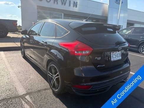 Used 2015 Ford Focus ST w/ Equipment Group 401A FWD image 8