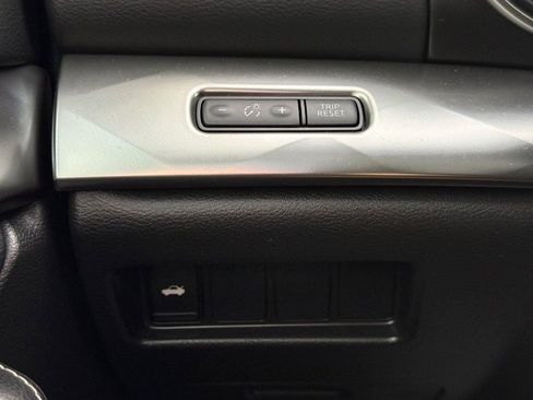 Used 2023 Nissan Maxima SV w/ Floor Mat Group FWD image 31