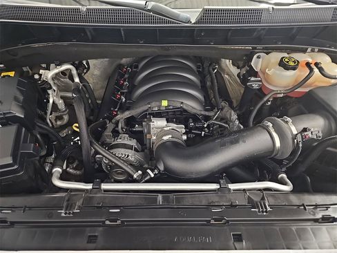 Used 2021 Chevrolet Silverado 1500 LT Trail Boss w/ Convenience Package II image 29