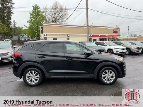 Used 2019 Hyundai Tucson Value AWD/4WD image 2