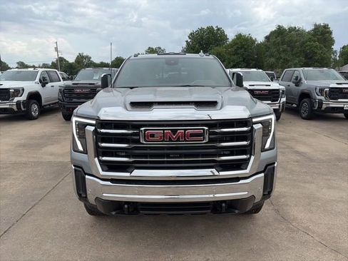 New 2026 GMC Sierra 2500 SLT w/ SLT Premium Package AWD/4WD image 9