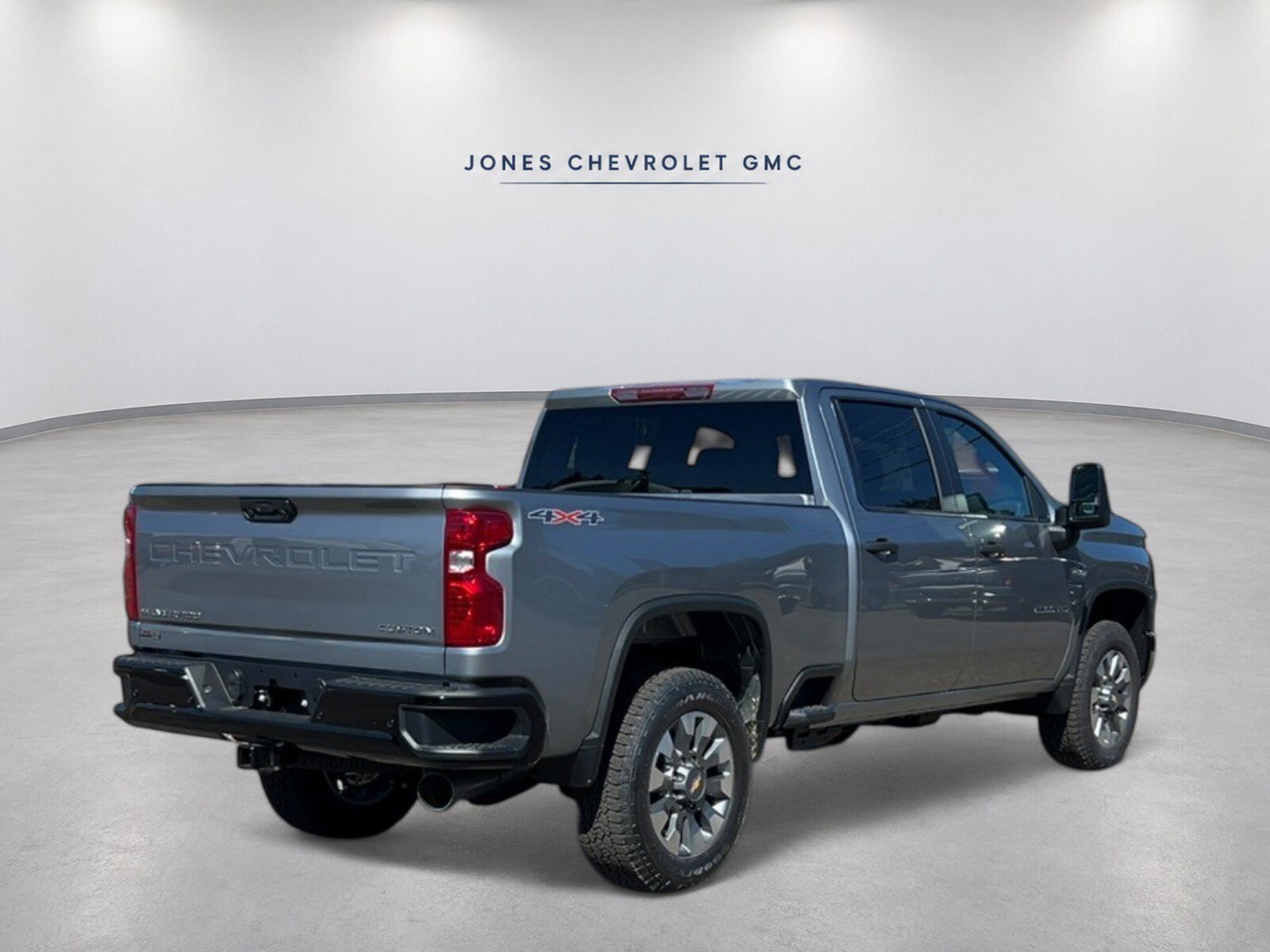 New 2026 Chevrolet Silverado 2500 Custom w/ Custom Value Package AWD/4WD image 4