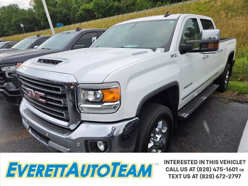 Used 2018 GMC Sierra 2500 SLT w/ Duramax Plus Package AWD/4WD image 1