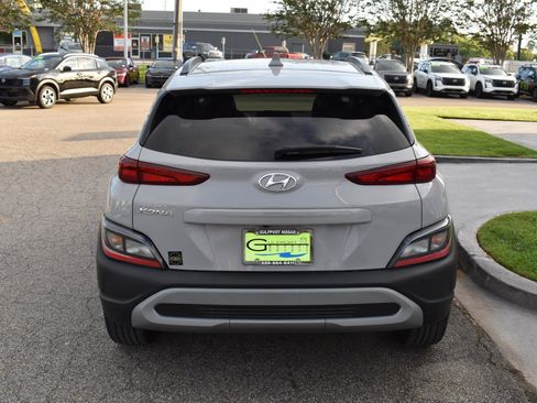Used 2023 Hyundai Kona SEL w/ Winter Weather Package FWD image 11