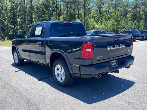 New 2026 RAM 1500 Big Horn AWD/4WD image 5