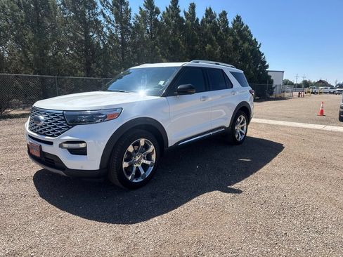 Used 2020 Ford Explorer Platinum w/ Premium Technology Package AWD/4WD image 1