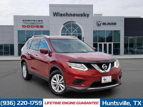 Used 2016 Nissan Rogue SV image 1
