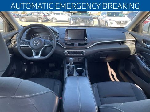 Used 2023 Nissan Altima 2.5 SV image 14