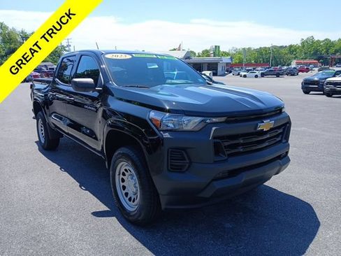 Used 2023 Chevrolet Colorado W/T w/ WT Convenience Package II RWD image 7