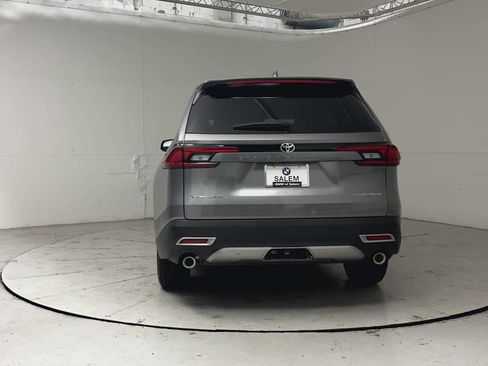 Used 2026 Toyota Grand Highlander AWD Hybrid image 5
