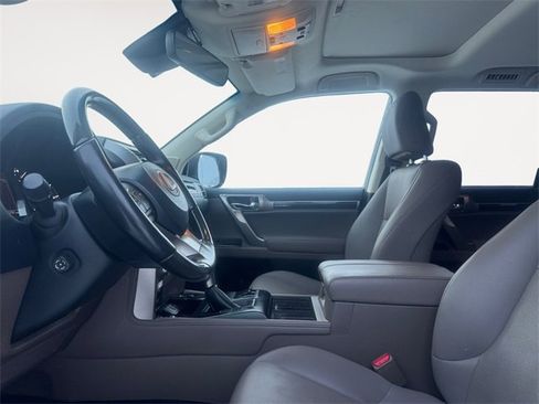 Used 2021 Lexus GX 460 Premium image 9