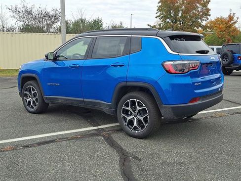 New 2026 Jeep Compass Limited w/ Sun, Sound & Navigation Group image 3