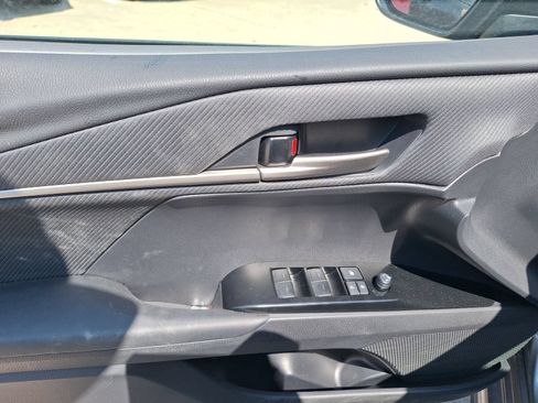Used 2026 Toyota Camry SE FWD image 17