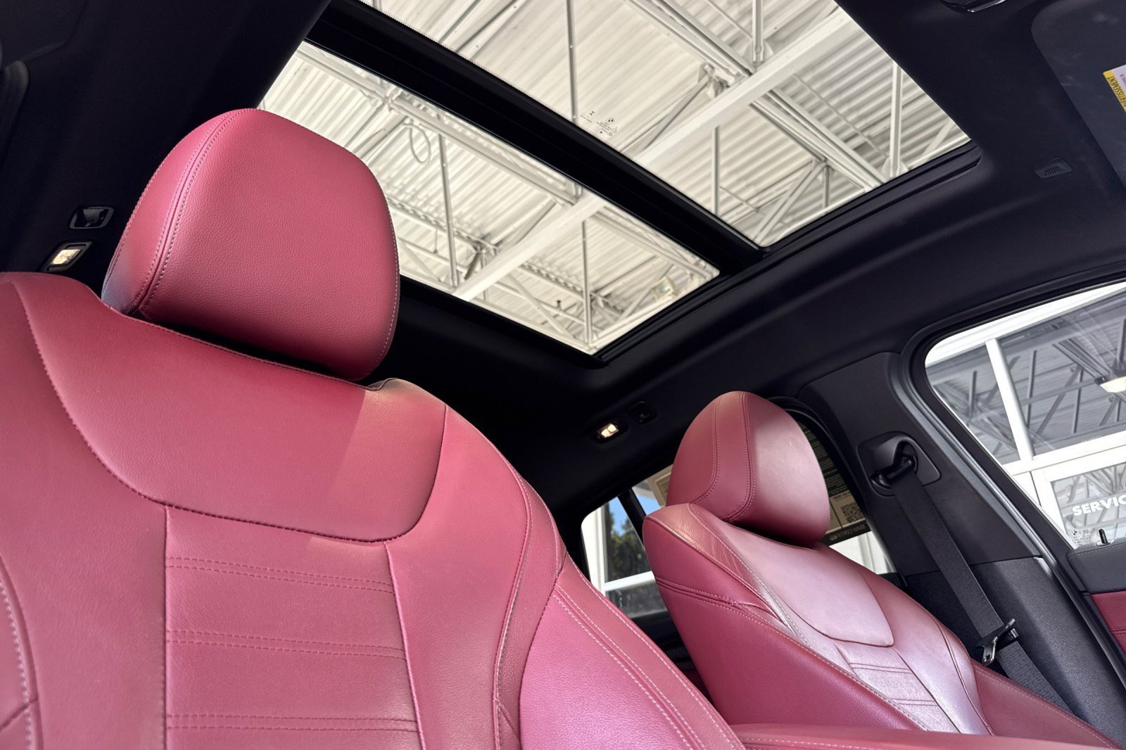 Certified 2024 BMW X4 M40i w/ Premium Package AWD/4WD image 21
