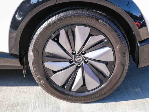 Used 2025 Nissan Ariya FWD image 9