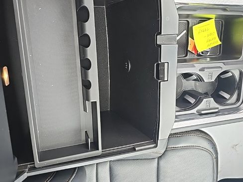 Used 2024 Ford F350 Platinum image 31