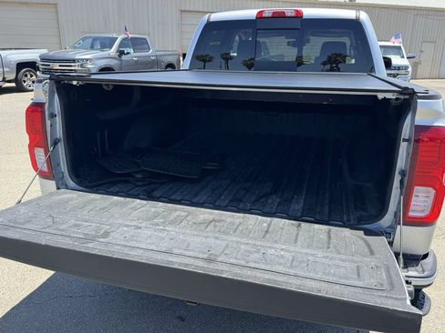 Used 2018 Chevrolet Silverado 1500 LTZ w/ Sport Package AWD/4WD image 11