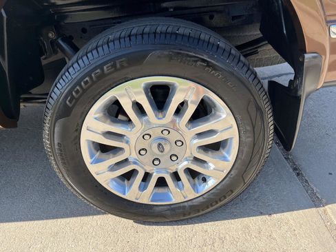 Used 2012 Ford F150 Platinum AWD/4WD image 10