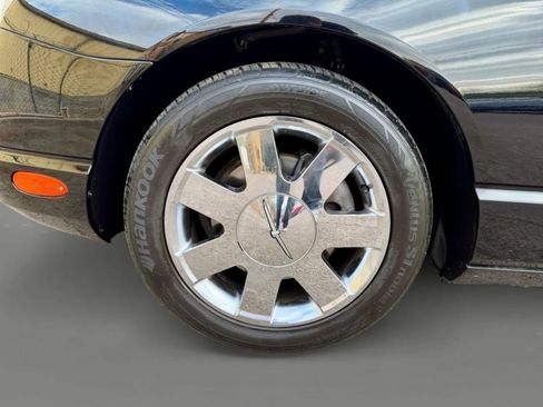 Used 2003 Ford Thunderbird Deluxe image 21