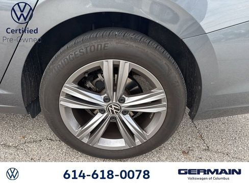 Used 2023 Volkswagen Jetta SE w/ Panoramic Sunroof Package FWD image 13