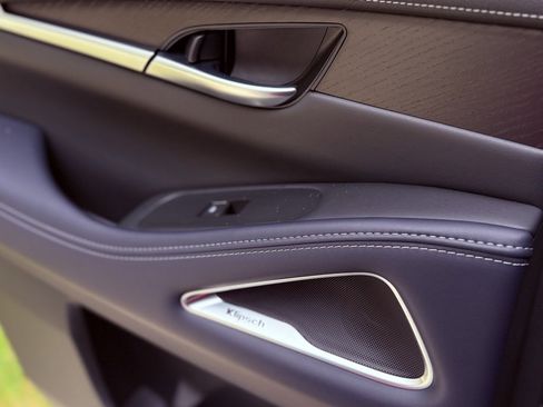 Certified 2026 INFINITI QX60 Sport w/ Dark Cargo Package image 28