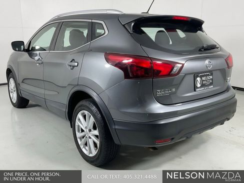 Used 2018 Nissan Rogue Sport SV w/ SV All-Weather Package image 8