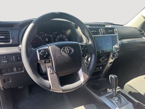 Used 2022 Toyota 4Runner SR5 RWD image 10