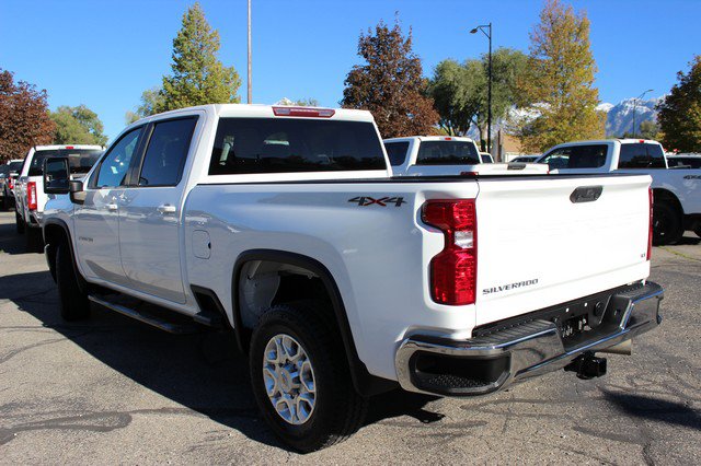 Used 2022 Chevrolet Silverado 2500 LT w/ Fleet Comfort Package AWD/4WD image 6