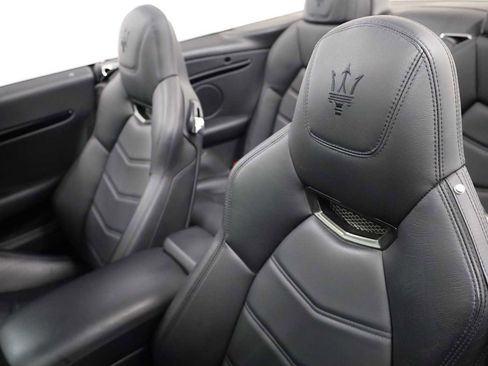 Used 2018 Maserati GranTurismo Sport image 17
