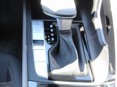 New 2026 Hyundai Elantra Blue image 21